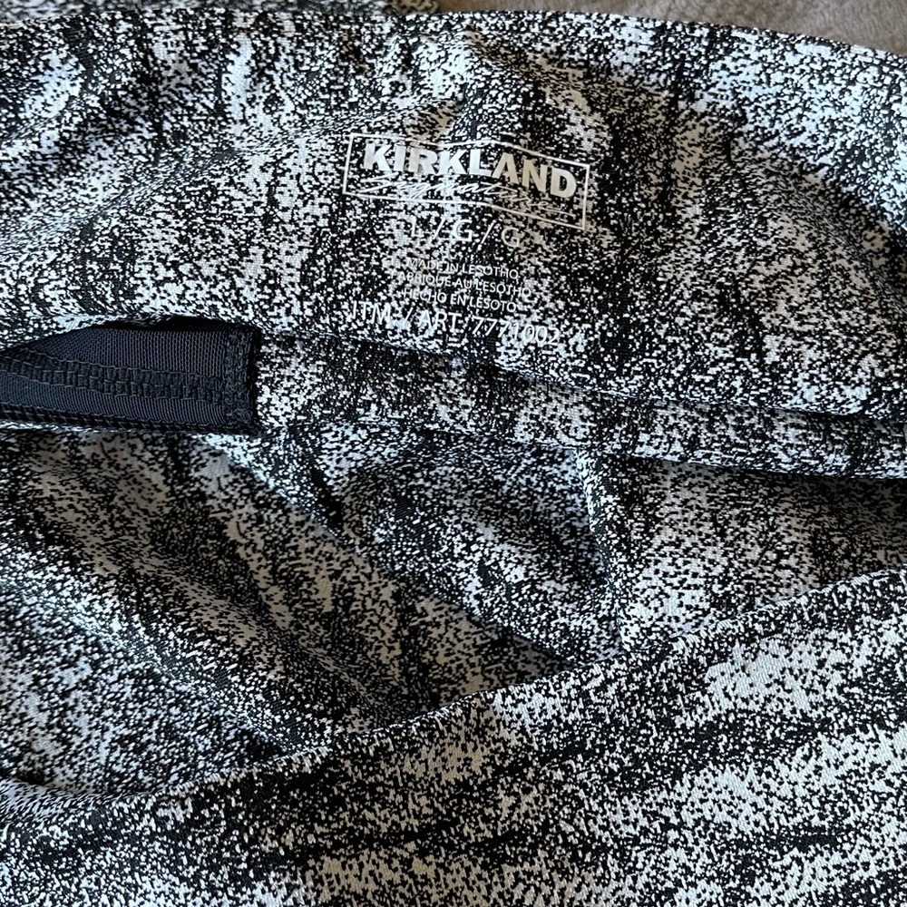 Kirkland leggings